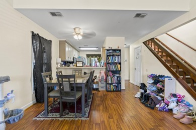 NO HOA, 3 bedroom 2.5 bath home that is a short distance to the - photo 4