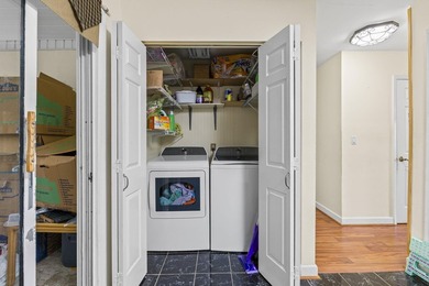 NO HOA, 3 bedroom 2.5 bath home that is a short distance to the - photo 7