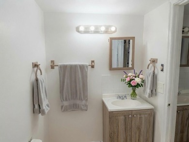Charming 2-Bedroom Townhouse in Somerset - 3894 Victoria Drive - photo 15