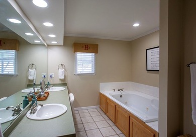 Welcome to your waterfront getaway on beautiful Pataula Creek! - photo 16