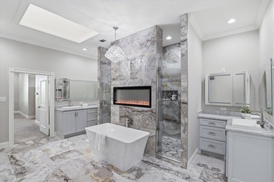 Beautifully updated (over $400K in updates) Custom home situated - photo 25