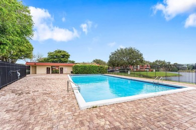 Charming 2-Bedroom Townhouse in Somerset - 3894 Victoria Drive - photo 25