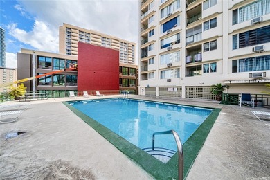 Perfectly positioned in the heart of Honolulu, this fully - photo 4