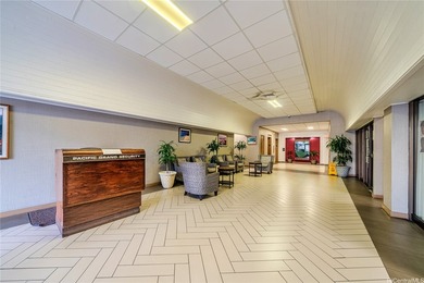 Perfectly positioned in the heart of Honolulu, this fully - photo 5