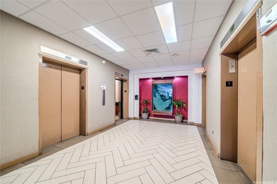 Perfectly positioned in the heart of Honolulu, this fully - photo 6