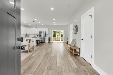 Calling all Investors! This is an HOA-free, STR-capable home - photo 6