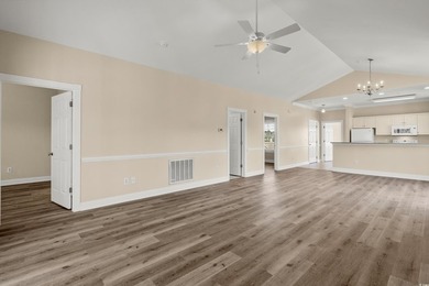 Lender owned! Price reduced to sell! Move in ready unit located - photo 10