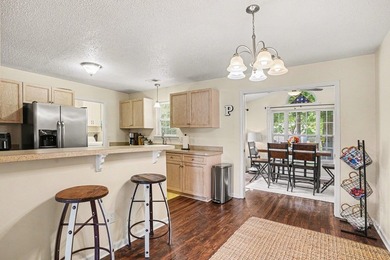 Step into easy coastal living at its finest! This beautifully - photo 10