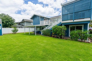 This well-maintained 2,700 sq. ft. home offers an exceptional - photo 8