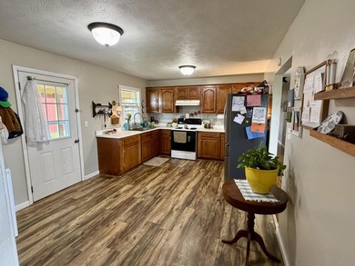 Priced to sell & Seller offering 5K towards closing cost!!! - photo 15