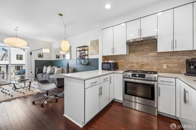 This bright and comfortable one-bedroom, one-bath apartment is - photo 17