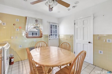 Welcome to 1400 Reservoir Avenue! This updated colonial in the - photo 18