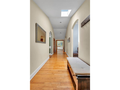 Situated on 1.8 serene, lush acres, 5 Eden Roc offers the kind - photo 3