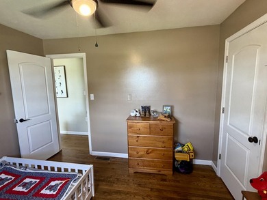 Priced to sell & Seller offering 5K towards closing cost!!! - photo 24