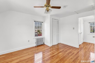 Welcome to 1400 Reservoir Avenue! This updated colonial in the - photo 25