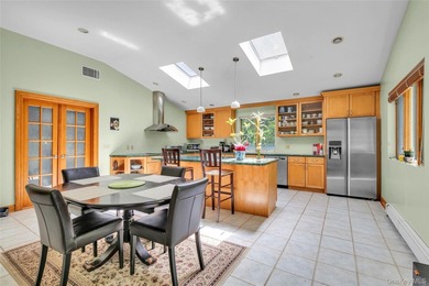 Situated on 1.8 serene, lush acres, 5 Eden Roc offers the kind - photo 8