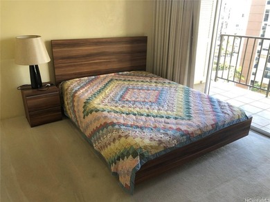 Great opportunity in the heart of Waikiki! This unit is - photo 2