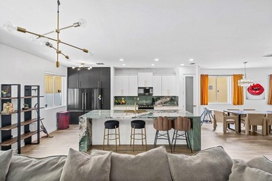 A beautiful 5 BD 3 BA two-story home in Boca Vistas with chic - photo 8