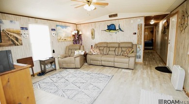 Elevated coastal camp offering plenty of outdoor space and - photo 8