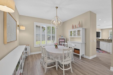 Located in a Cul de sac on an oversized pie shaped lot with a - photo 12