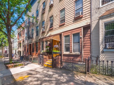 236 Suydam Street presents an opportunity to acquire a 6-unit - photo 4