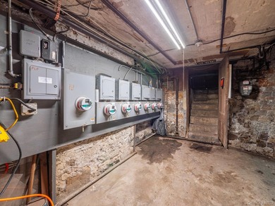 236 Suydam Street presents an opportunity to acquire a 6-unit - photo 5