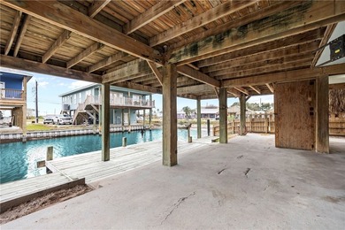 Beautifully positioned on the water along Laguna Shores, this - photo 26