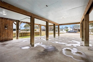 Beautifully positioned on the water along Laguna Shores, this - photo 27