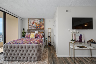 Beautiful studio steps from the boardwalk with stunning ocean - photo 10