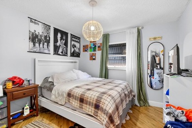 Welcome to this charming 4-bedroom, 2-bathroom home with a 2-car - photo 31