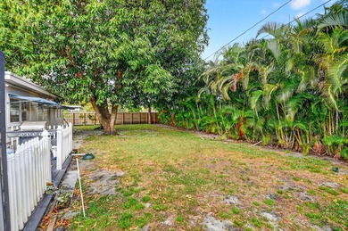 Welcome to this charming 4-bedroom, 2-bathroom home with a 2-car - photo 42