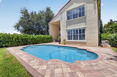 Located in a Cul de sac on an oversized pie shaped lot with a - photo 49