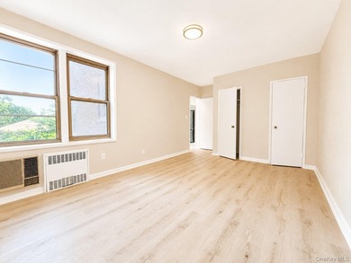 Welcome to Linden Hill #2 - Spacious and Renovated 2 BEDROOM - photo 6