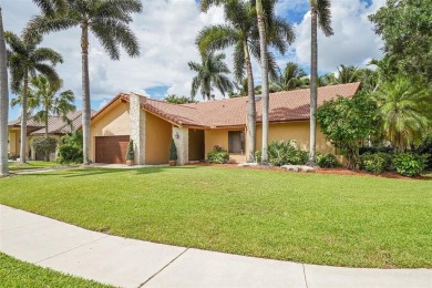 (private lake, pond, creek) Home For Sale in Plantation Florida