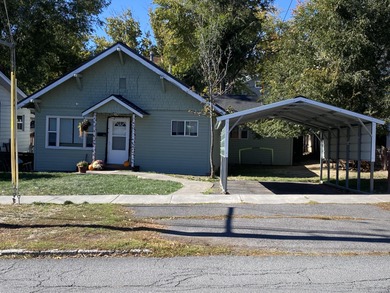 Upper Klamath Lake Home For Sale in Klamath Falls Oregon