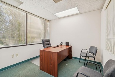 Under contract-accepting backup offers. We are proud to present - photo 11