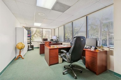 Under contract-accepting backup offers. We are proud to present - photo 12