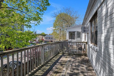 Sunny & Bright 2 Bedroom, 2 Bath Coop in Garden Town Community! - photo 12