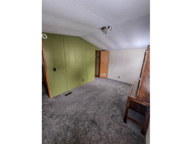 Move-in ready single-wide mobile home located in Huffman, TX - photo 13