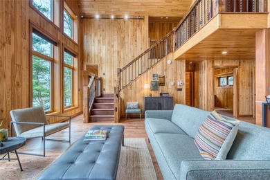 The Stone House on Lac Courte Oreilles offers timeless - photo 20