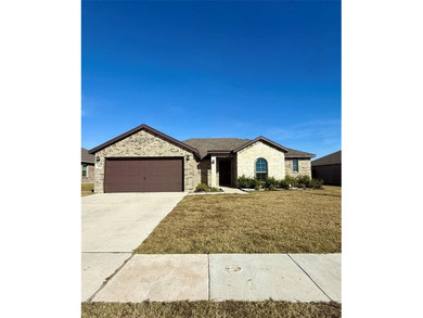 Lake Ray Roberts Home For Sale in Sanger Texas