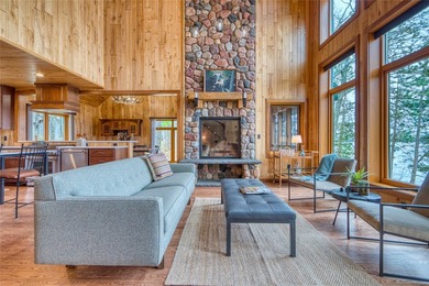 The Stone House on Lac Courte Oreilles offers timeless - photo 24