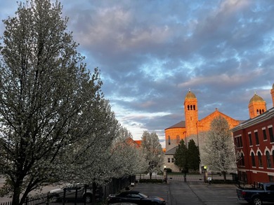 Originally built by Albert Kahn and remodeled into the luxury