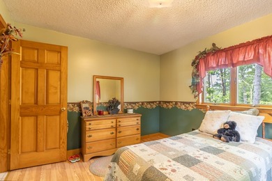 Welcome to your dream lakefront retreat! Serene lakeside living - photo 34