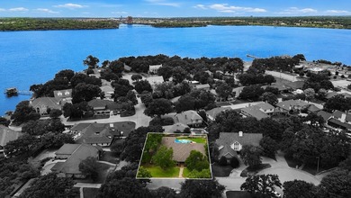 Lake Arlington Home For Sale in Arlington Texas