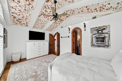 Exquisite *Montecito inspired* Deepwater Estate in prestigious - photo 42