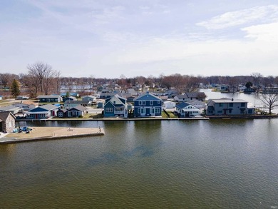 Irish Lakefront home with 50' of lakefrontage and a 50' - photo 4