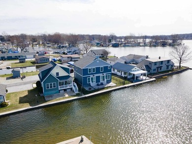 Irish Lakefront home with 50' of lakefrontage and a 50' - photo 5