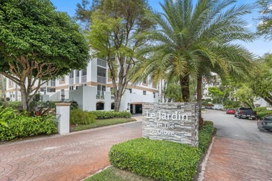 Motivated Seller and Priced to Sell. Charming 2-bedroom, 2-bath - photo 2