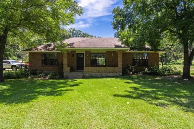 Lake Home For Sale in Tool, Texas